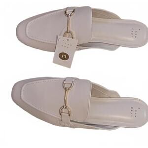 a new day Womens Sandy Off White Loafers Gold Buckle Mules Slip-On Flats Size 11